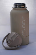 Water Bottle: 800 ml / Milk Tea